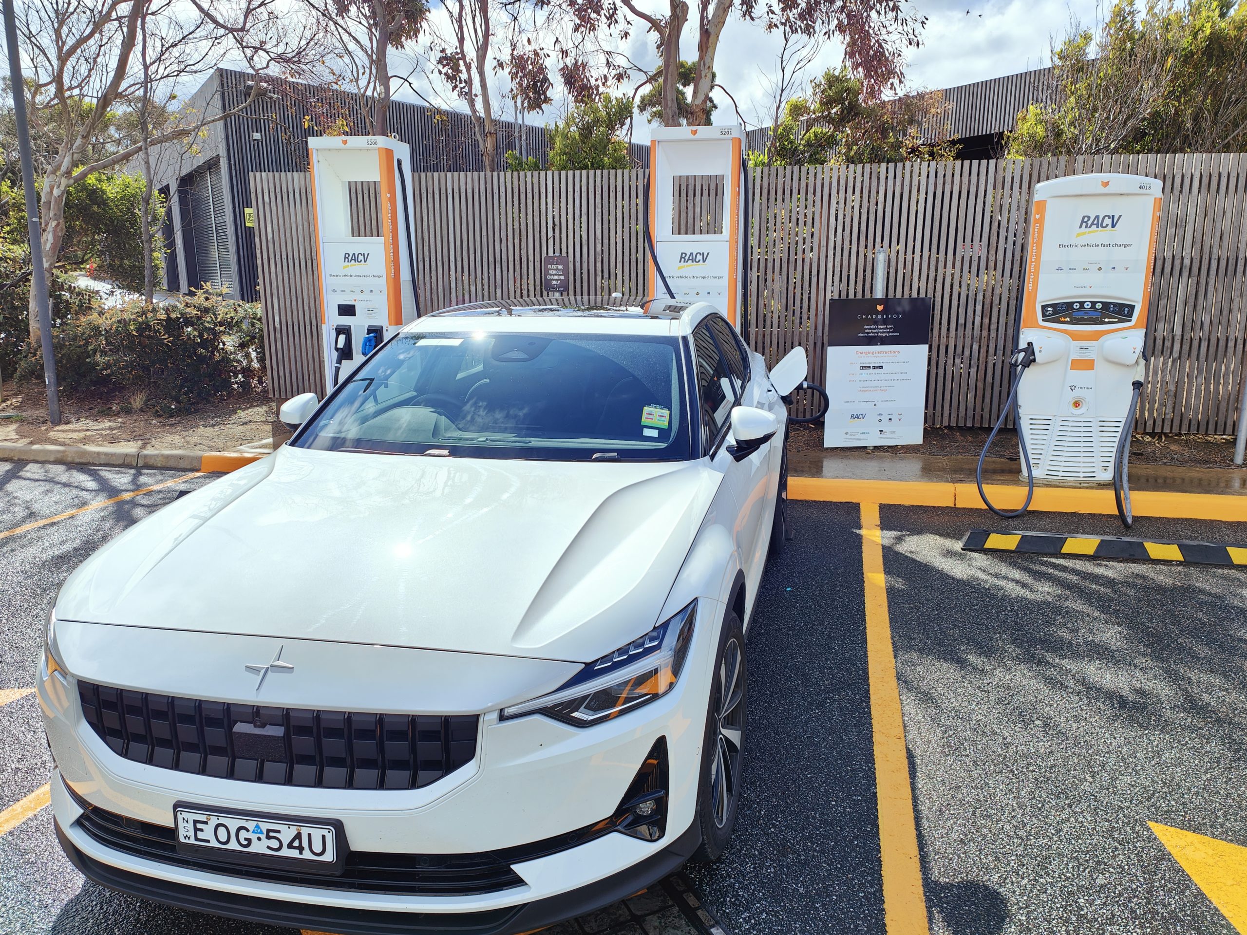 Across Australia many new public electric car charging sites are planned in 2023/2024